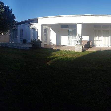 Blu Bed & Breakfast Port Elizabeth Extérieur photo