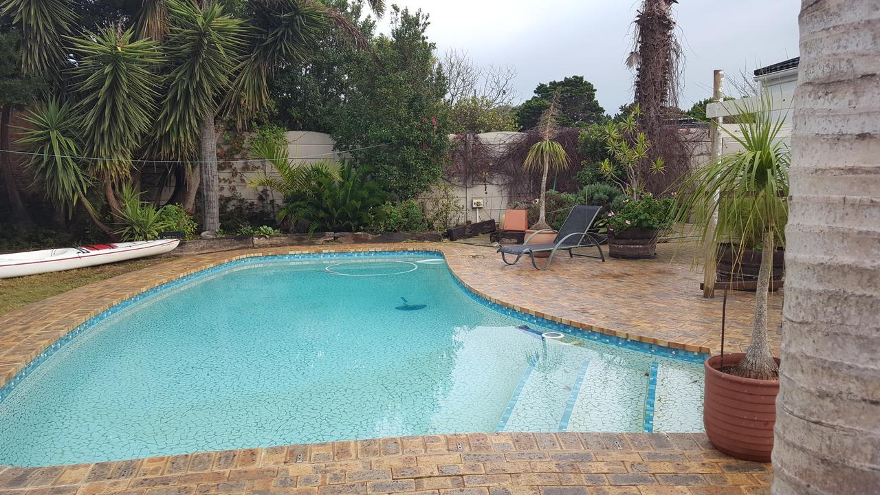 Blu Bed & Breakfast Port Elizabeth Extérieur photo